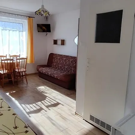Quarto em Acomodações Particulares Pokoje Goscinne Morszczyn *