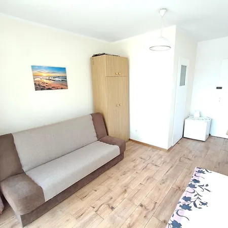 Goscinne Morszczyn Rum i privatbostad Karwia